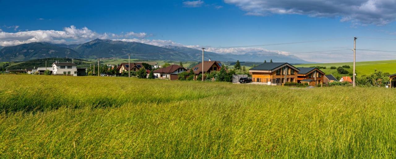 Apartments Pemikas II Liptovský Mikuláš エクステリア 写真