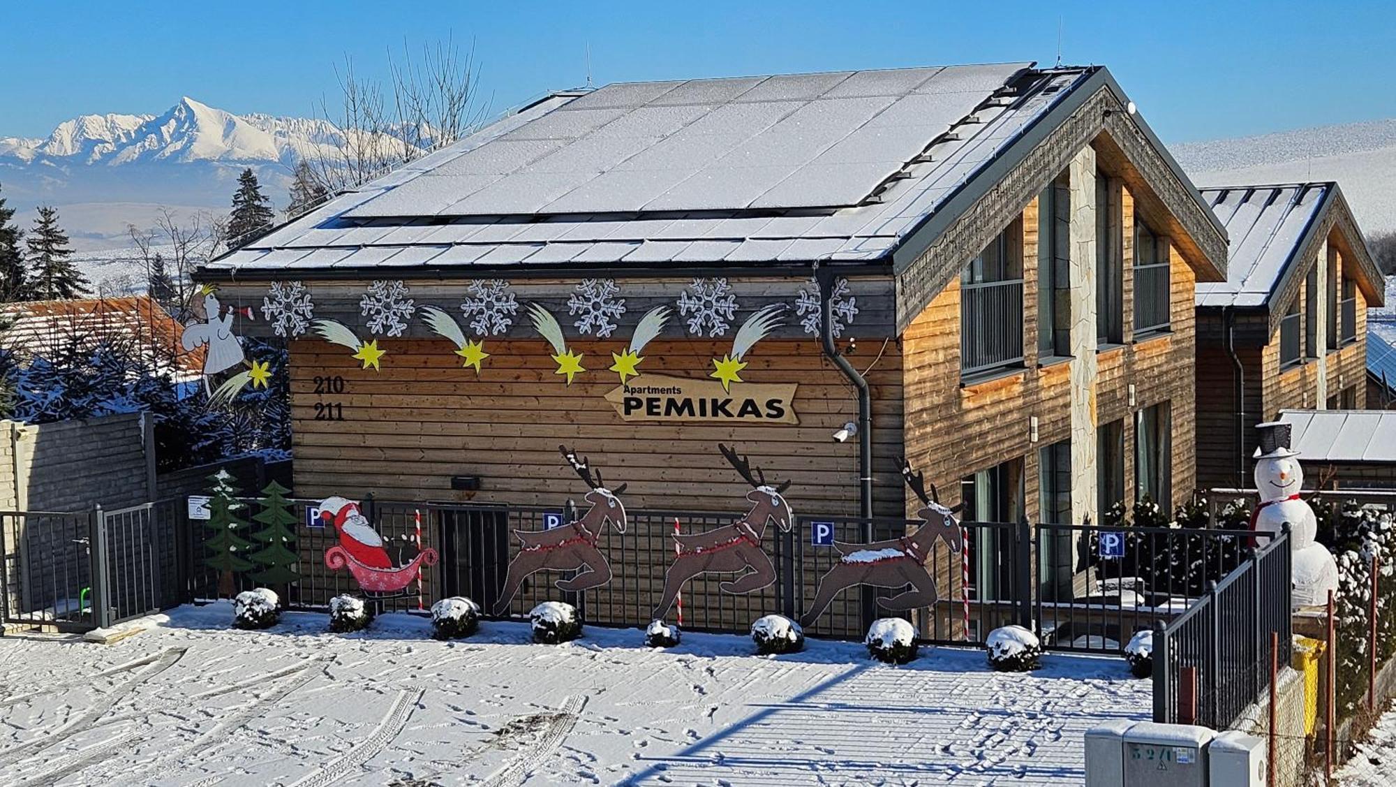 Apartments Pemikas II Liptovský Mikuláš エクステリア 写真