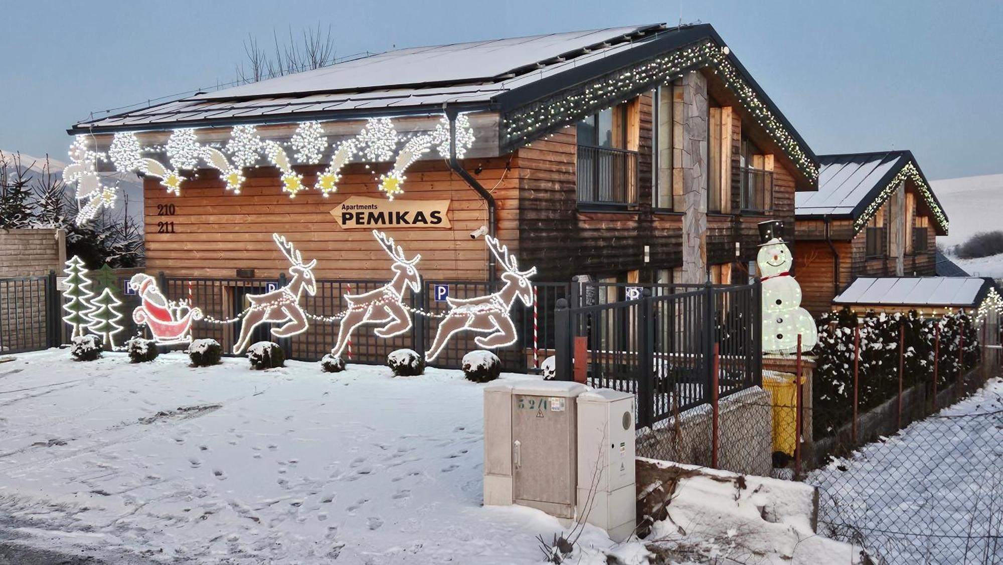 Apartments Pemikas II Liptovský Mikuláš エクステリア 写真